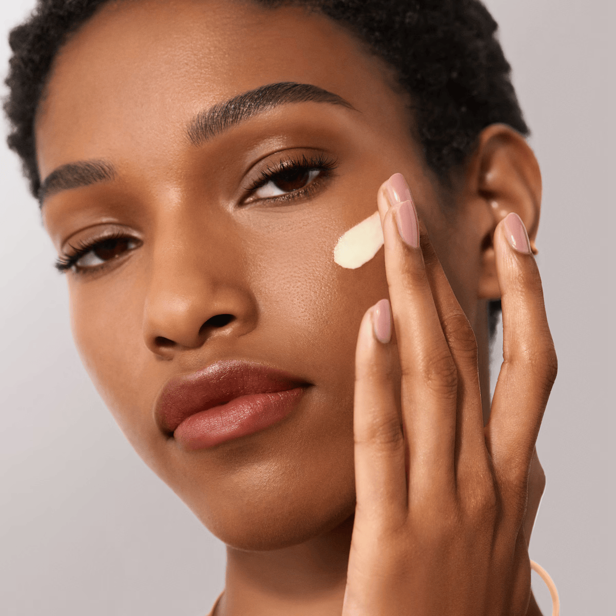Bobbi Brown Vitamin Enriched Smoothing Serum Smoothing serum and glow essence (30 ml)
