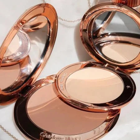 Charlotte Tilbury Airbrush Flawless Finish Powder (8 gm)